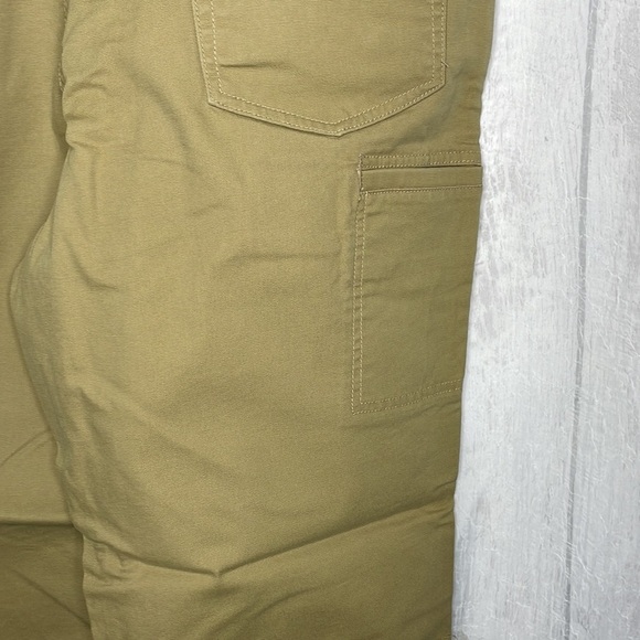 Carhartt Flame Resistant pants. - Picture 8 of 10